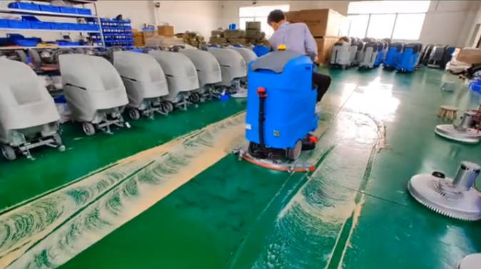 温州2023年还在用人工的物业保洁不妨试试洗地机吧